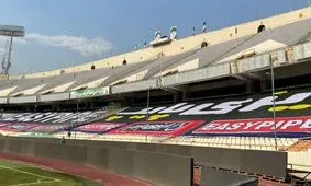 بنرهای تبلیغاتی ورزشگاه آزادی جمع شد/ بازی استقلال و پدیده برگزار می شود