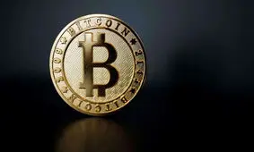 میلیاردر روسی خواستار استفاده بانک‌ مرکزی روسیه از رمزارزها شد / بیت‌کوین، ارز قانونی مسکو می شود؟