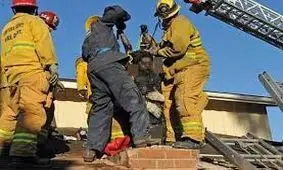 اقدام عجیب دختری که کلیدش را در خانه جا گذاشته بود