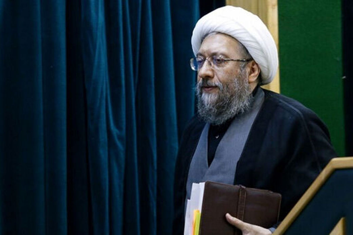 توصیه های آملی لاریجانی به رئیسی؛ طوری عمل کنید که مردم از نتیجه انتخابات راضی باشند