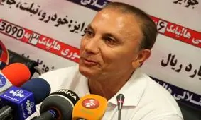 درخشان: پرسپولیس آماده‌ترین تیم لیگ است/ از باشگاه مالزیایی یک هفته وقت خواستم تا فکر کنم