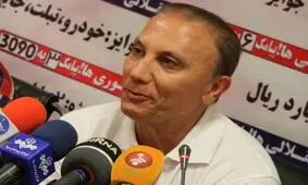 درخشان: پرسپولیس آماده‌ترین تیم لیگ است/ از باشگاه مالزیایی یک هفته وقت خواستم تا فکر کنم