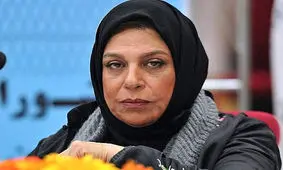 گوهر خیراندیش، نقش زنِ ناصرالدین‌شاه را در سریال «آهوی من مارال»، بازی می‌کند/ عکس