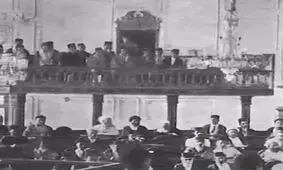 رعیت را چه به فریاد حق طلبی! رعیت غلط می‌کند ما را نخواهد