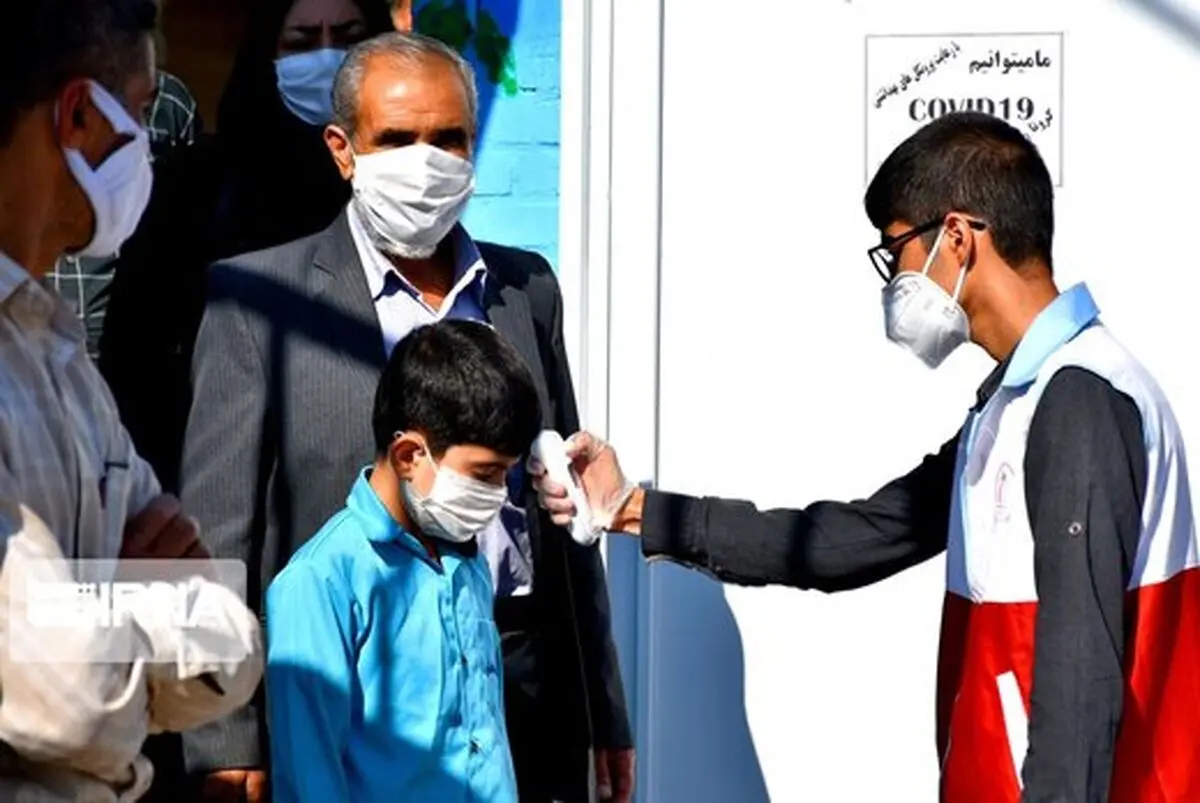 شیوه بازگشایی مدارس در مهر چگونه است؟/ جزییات واکسیناسیون معلمان و دست‌اندرکاران مدارس اعلام شد