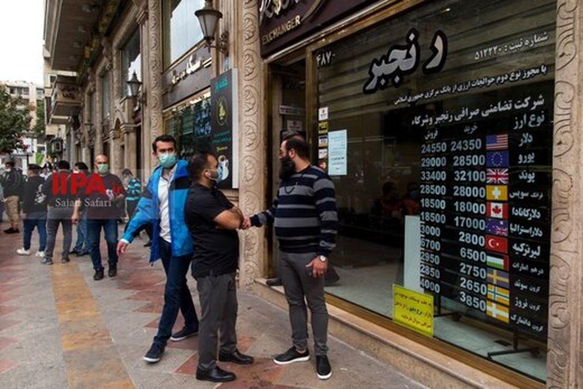 افزایش ۳۰ درصدی نرخ اجاره کارت ملی در بازار ارز/ پیشبینی قیمت دلار از نگاه معاملهگران