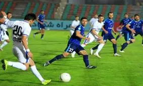 مدافع پیکان شبانه به بیمارستان رفت