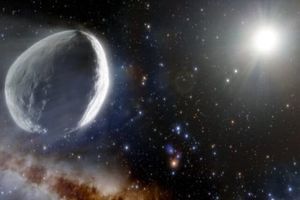 یک دنباله‌دار عظیم‌الجثه در حال نزدیک شدن به خورشید است!