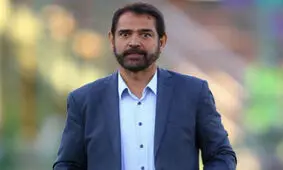 فیروز کریمی به جای خطیبی سرمربی تیم تراکتور شد