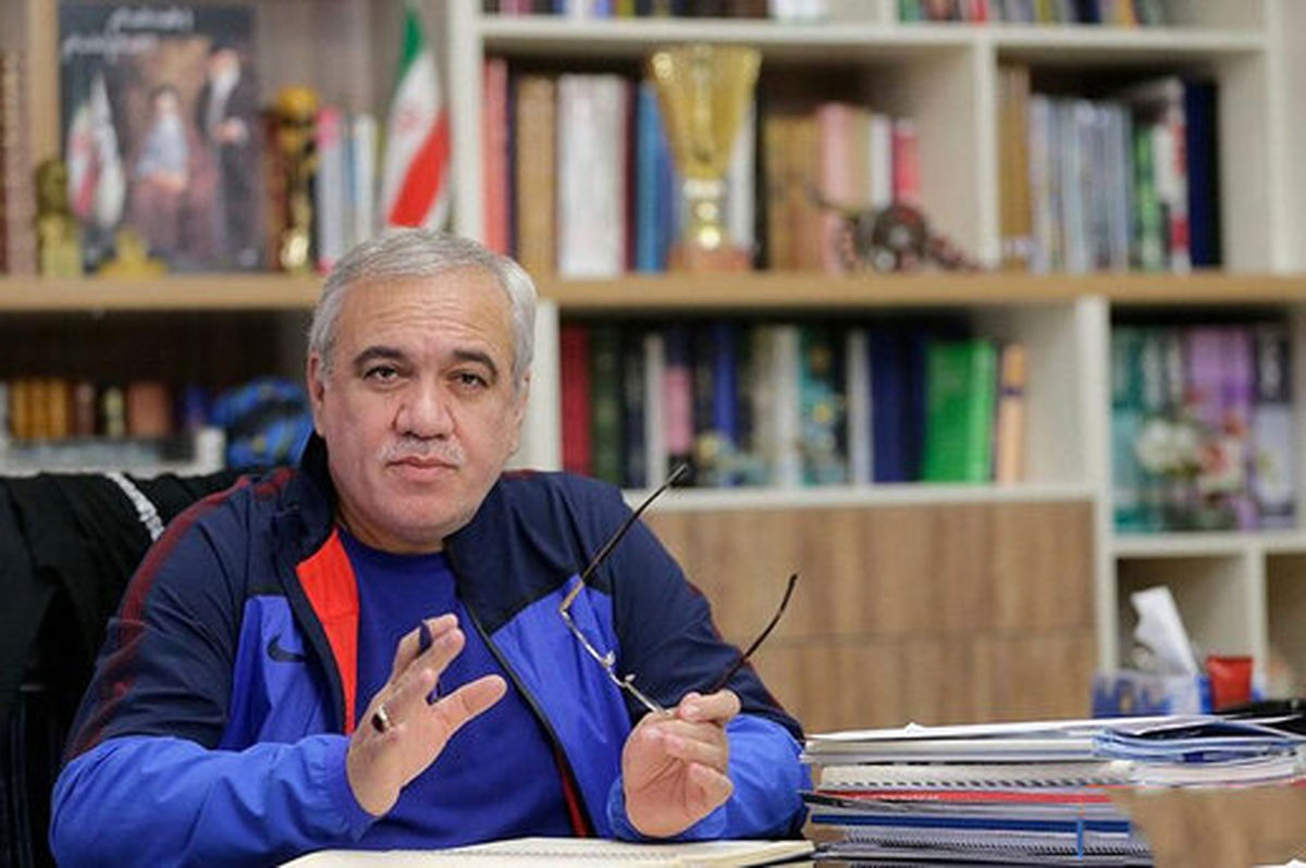 فتحاللهزاده: مجیدی نگران پرونده استراماچونی و کسر۶ امتیاز است