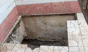 زمین زن 60 ساله را بلعید