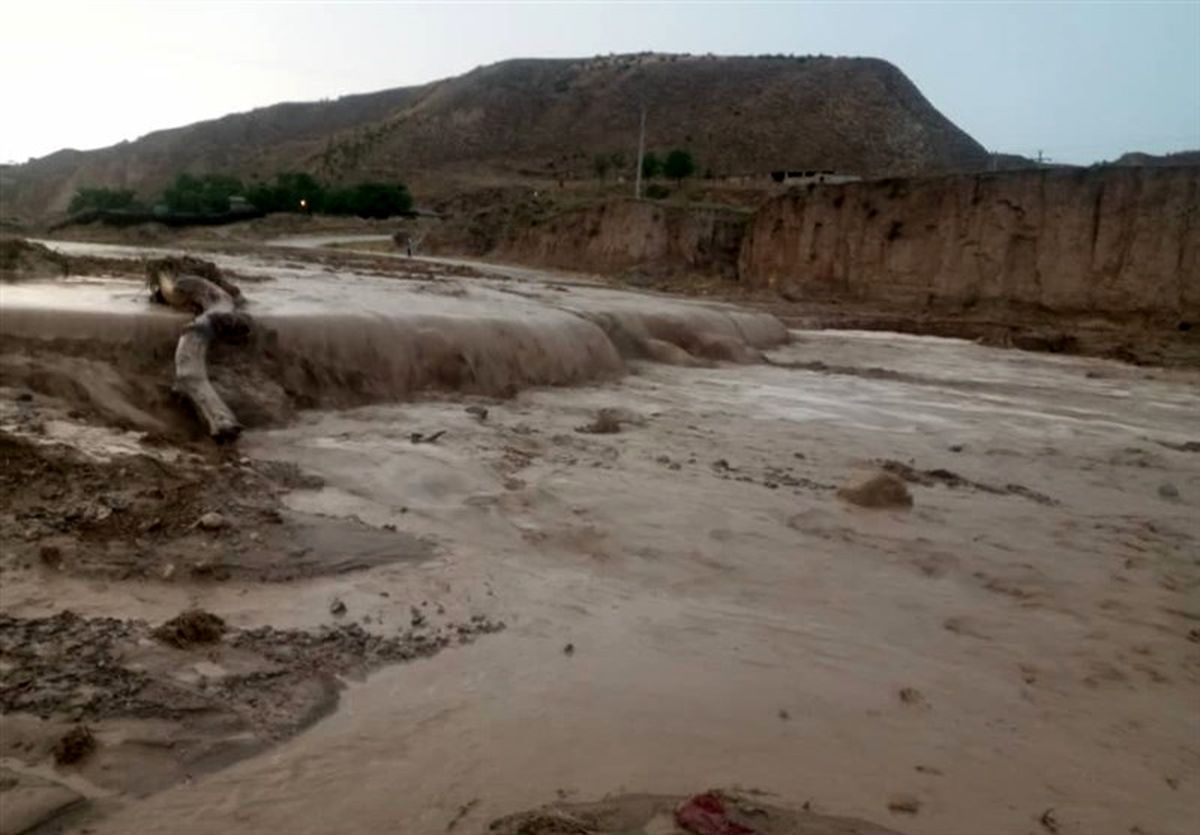آغاز بارش‌های سیلابی در شرق گلستان/ تمهیدات لازم برای مدیریت بحران اندیشیده شود