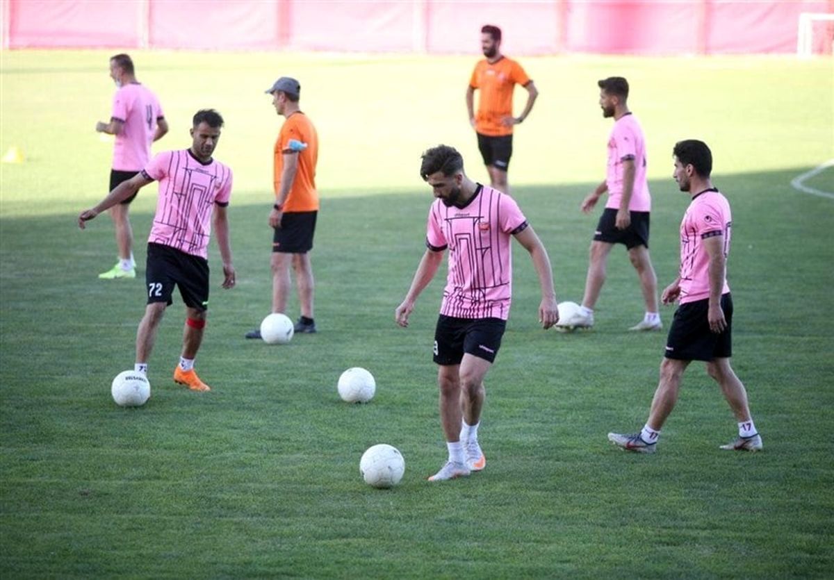 تمرین روز جمعه پرسپولیس تعطیل شد
