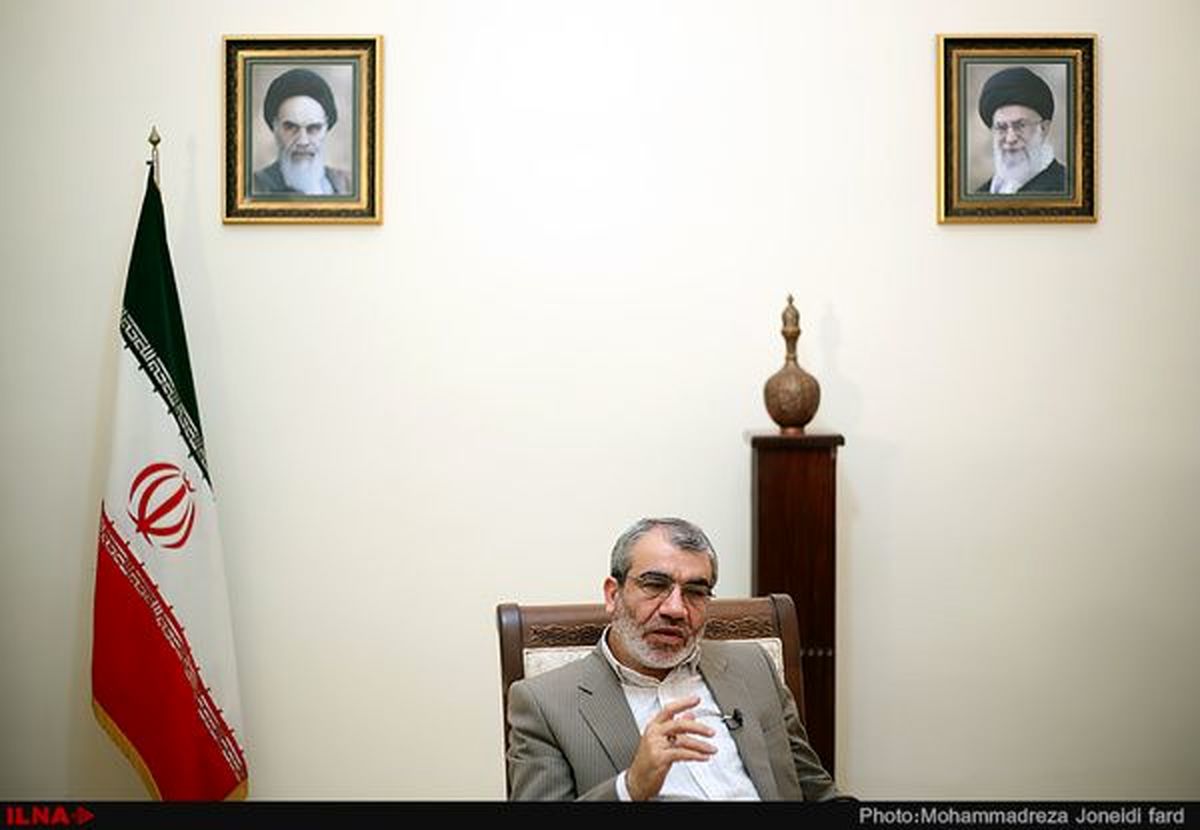 این دوره از انتخابات ریاست جمهوری به احمدی‌نژاد پیغام دادیم که انصراف دهد