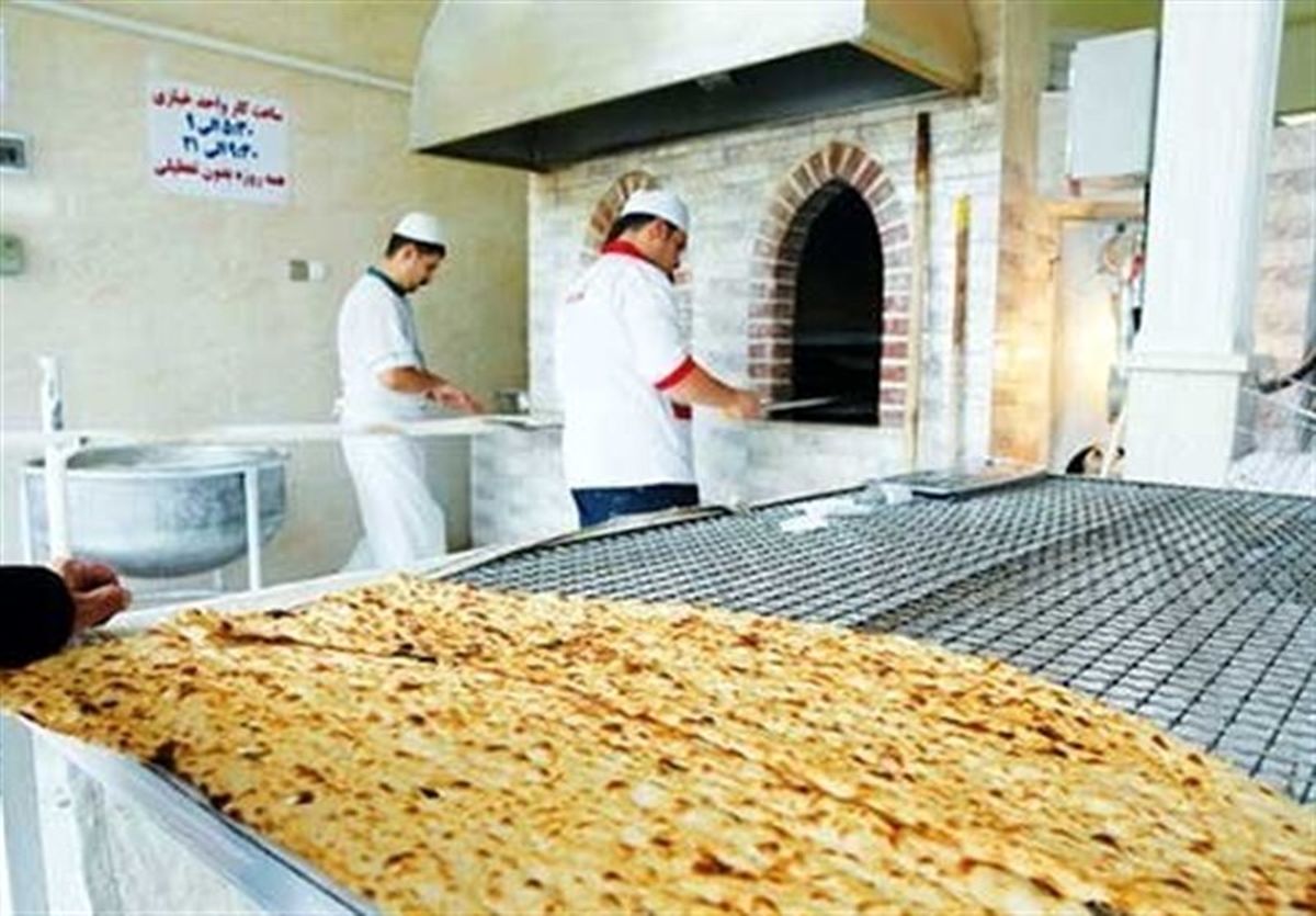 صفهای نان در خراسان شمالی همچنان ادامه دارد/ عکس