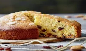 طرز تهیه کیک کشمشی بدون فر