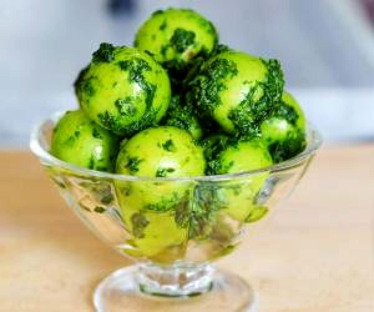 شمالیها همراه گوجه سبز، دلار میخورند!