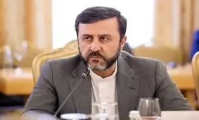 در مذاکرات عمان، طرف مقابل اصرار داشت که مسیر جنوبی تنگۀ هرمز فعال باشد و ما نپذیرفتیم/ گفتیم نتیجۀ این اقدام هرچه می‌خواهد باشد، ما طرح‌های شما را نمی‌پذیریم/ ویدئو