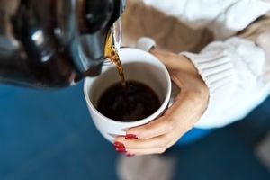 قهوه قبل از صبحانه؛ خوب یا بد؟