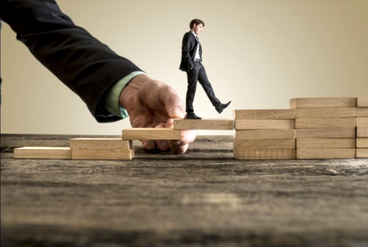 آیا واقعاً بیزینس کوچینگ به رشد کسب و کارم کمک می‌کند؟ چطور؟