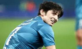 سردار آزمون در آستانه جدایی از زنیت قرار دارد