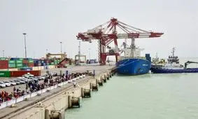 دپوی گسترده کالاهای اساسی در گمرک و احتمال فاسد شدن آنها/ 2میلیون در برابر 37هزار؛ کالاهای آماده بارگیری و ظرفیت روزانه کامیون‌ها/ بندر امام پر شده و کالاها در محوطه باز قرار دارند