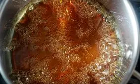 زن عصبانی شوهرش را با آب شکر جوشان کشت!