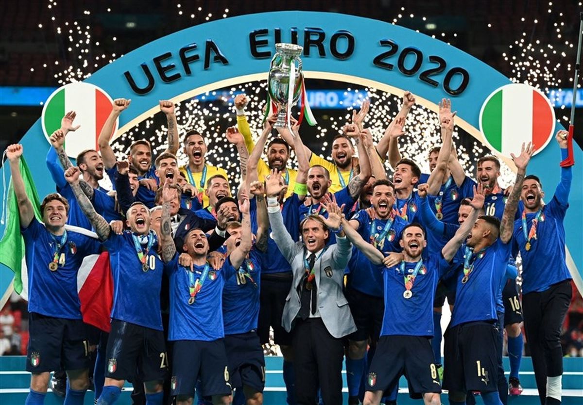تیم منتخب یورو ۲۰۲۰ در قبضه ایتالیاییها/ یوفا رونالدو را انتخاب نکرد