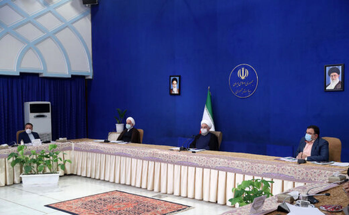 روحانی: نمی توان جامعه را از اینترنت و فضای مجازی محروم کرد