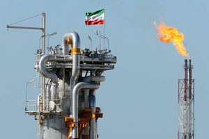 استراتژی نفتی ایران تغییر می کند/ پیش به سوی چین و هند و برزیل/ برجام بدون نفت از بین می رود؟/ نگرانی صهیونیست ها از رویکرد جدید ایران در مورد صادرات طلای سیاه