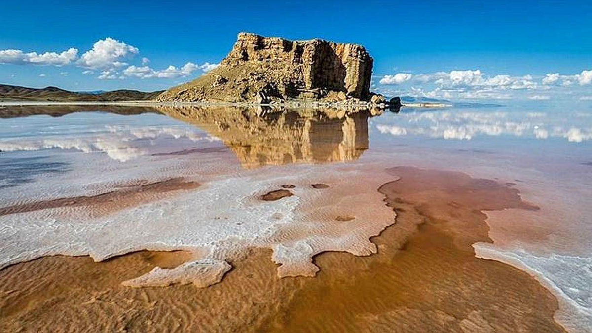 کاهش 30 سانتی متری تراز دریاچه ارومیه نسبت به سال قبل