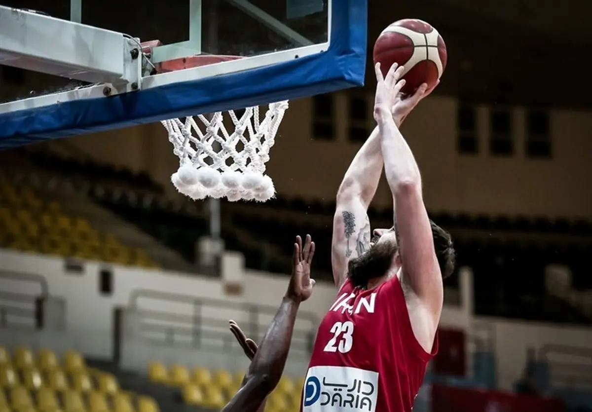 رئیس فدراسیون بسکتبال از شرایط بازیکنان خبر دارد؟/ اشتباه یا عدم اطلاع طباطبایی؟