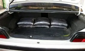 کشف تریاک در پوشش مسافرت خانوادگی