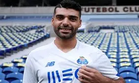 مهدی طارمی اژدها شد/ عکس