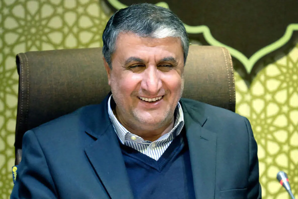 آقای وزیر؛ جان رانندگان اتوبوس و مهمانداران قطار ارزش ندارد؟/ تمام خلبانان ایرلاین‌های داخلی خارج از پروتکل های ستاد کرونا واکسینه شدند
