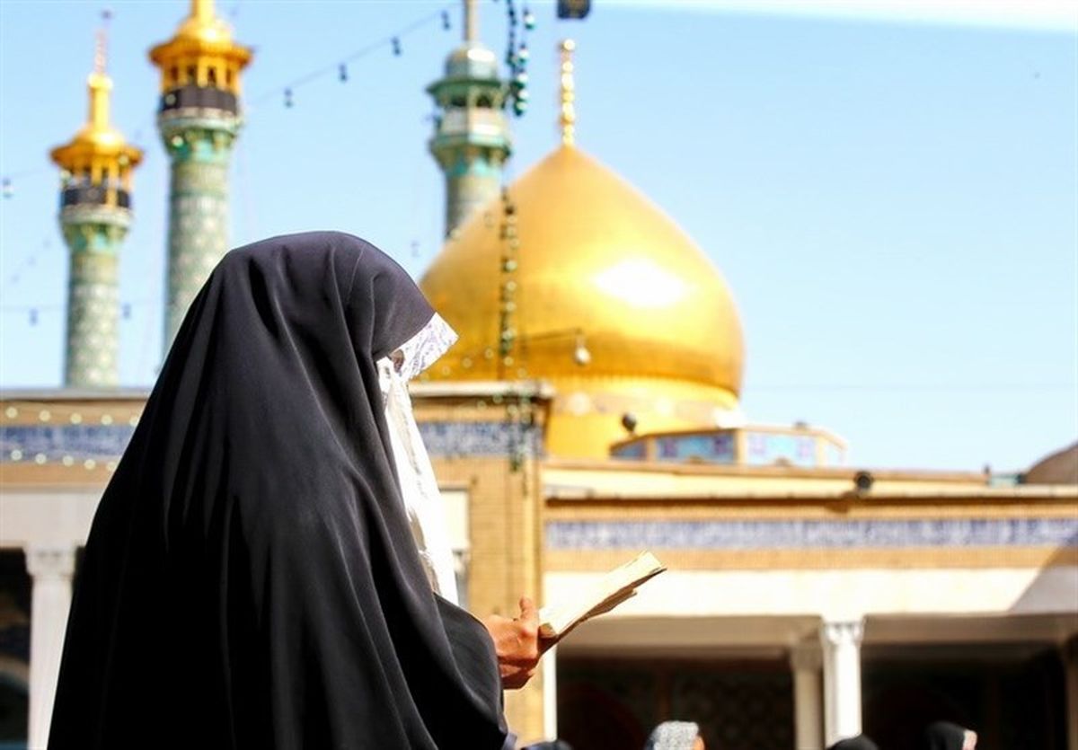 مراسم معنوی دعای عرفه در حرم حضرت معصومه (س) برگزار می شود
