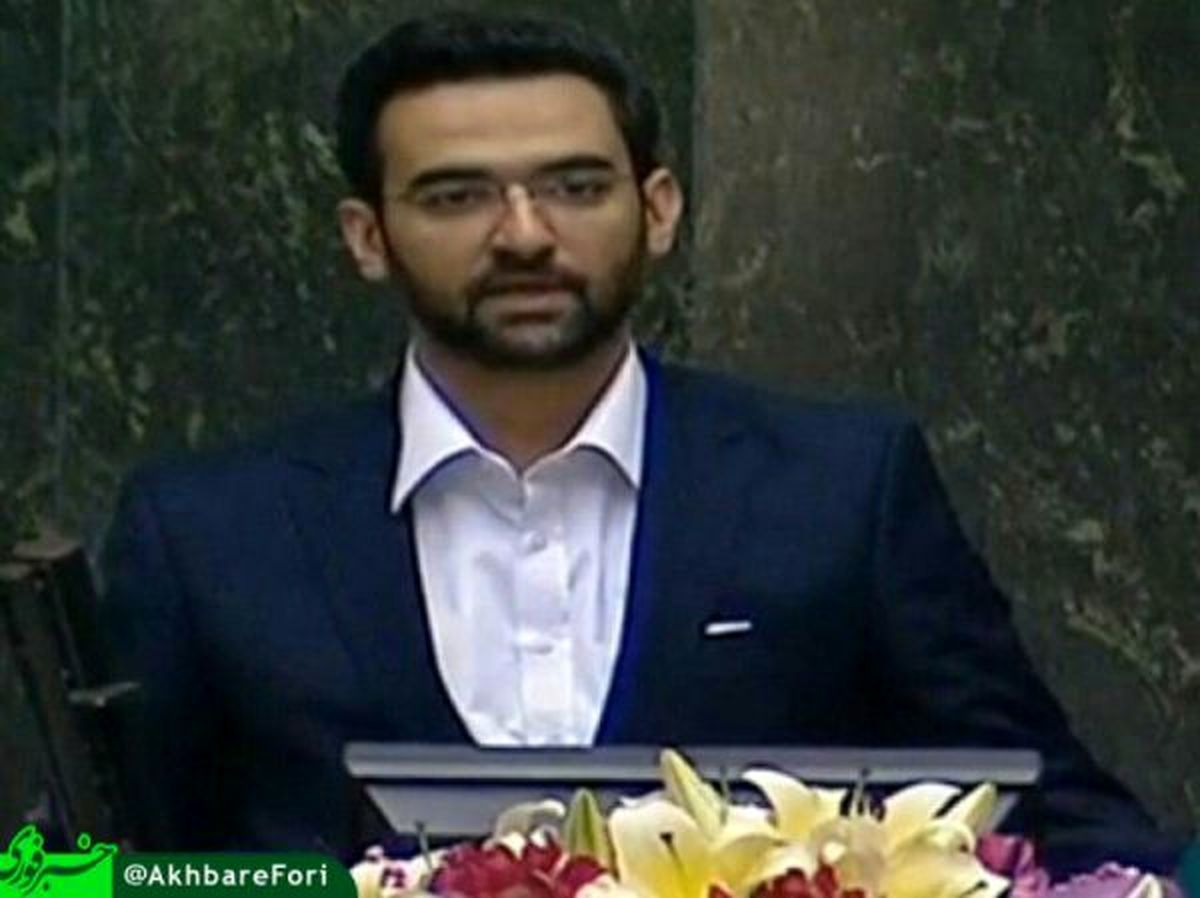جهرمی: افتخار بنده تبیعت از ولایت فقیه است/ در برابر فضای مجازی بیغیرت نیستم