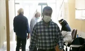 رانندگان تاکسی در مشکین‌ دشت کرج دوز اول واکسن کرونا را دریافت کردند