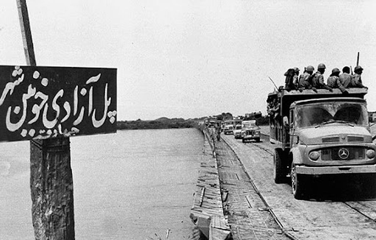 گوشههایی از رشادت مردم خوزستان در جنگ؛ شاید برخی مسئولان یادشان رفته باشد!/ ویدیو