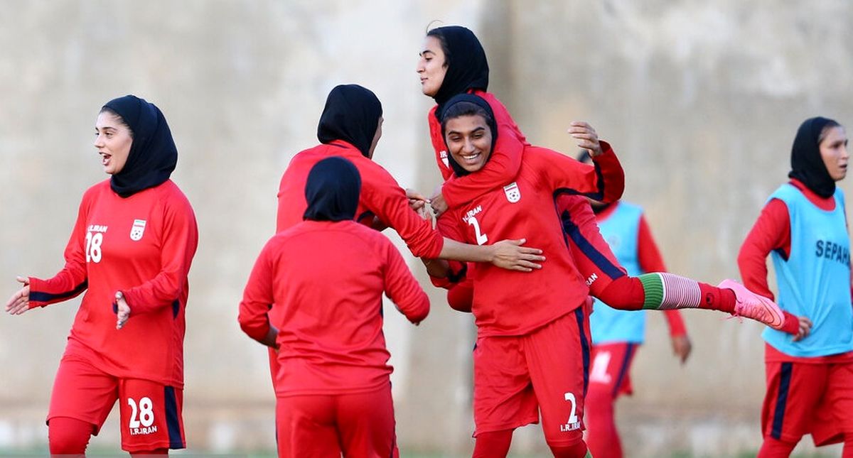 اردوی تیم ملی فوتبال زنان در اصفهان/ عکس