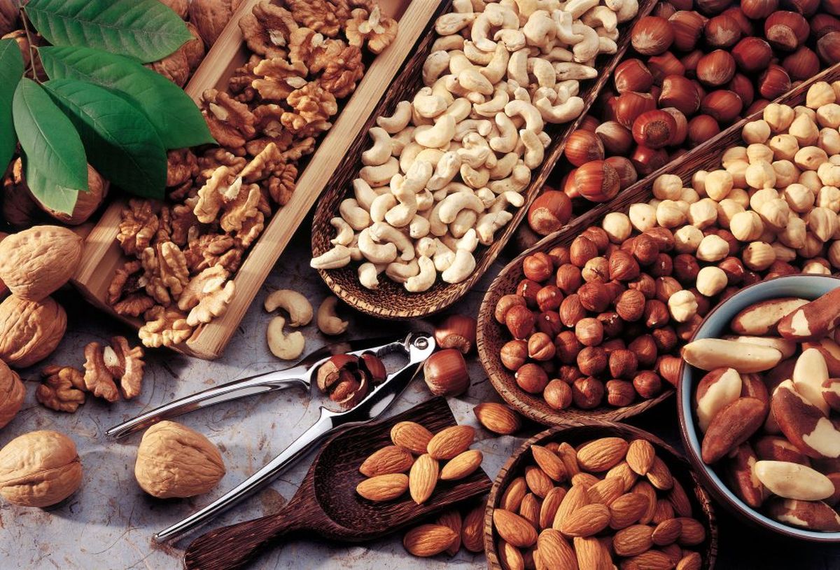 ۶ خوراکی طبیعی که شما را جوان نگه می دارد