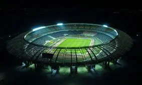 دوربین صداوسیما در استادیوم فولاد سوخت