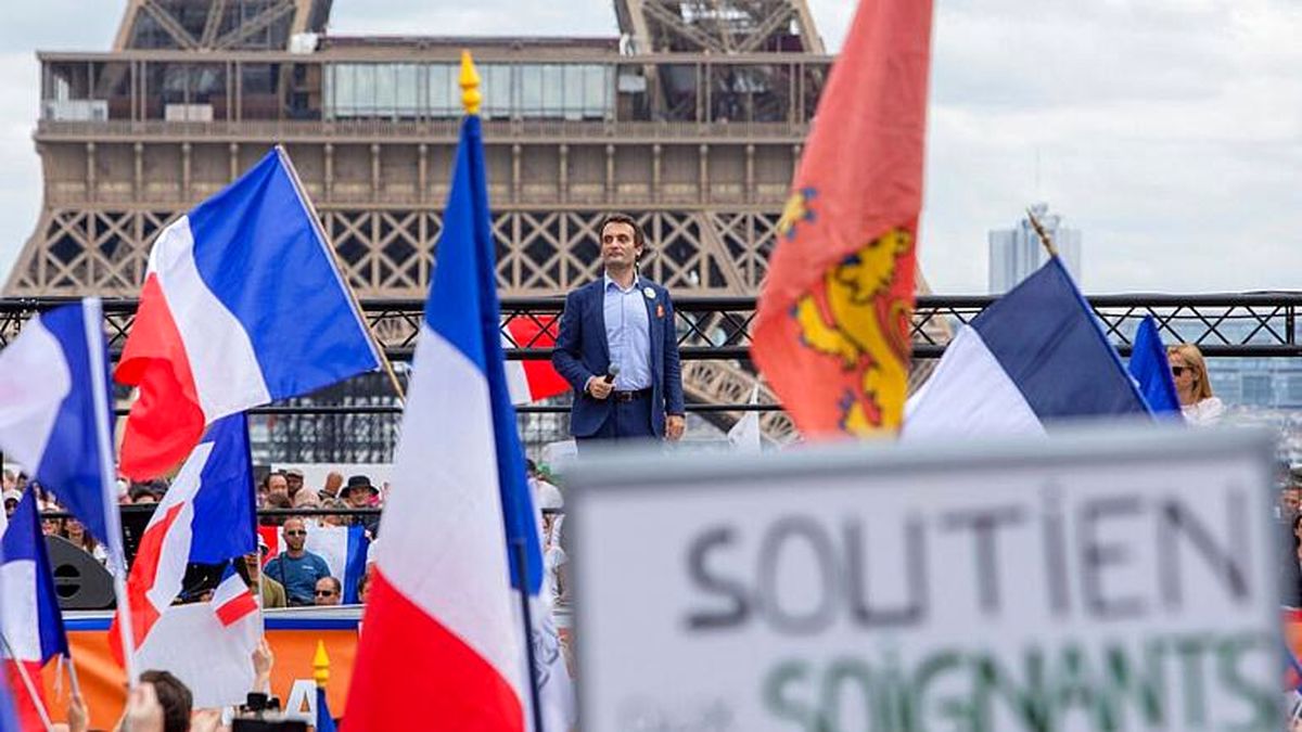 لایحه اجباری شدن «گذرنامه سلامت» با وجود مخالفت‌های فراوان در فرانسه تصویب شد