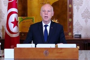 رئیس جمهور تونس حکومت نظامی وضع کرد