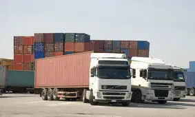 ۷۹ دستگاه کامیون برای حمل نهاده دامی در سمنان به کار گرفته شدند