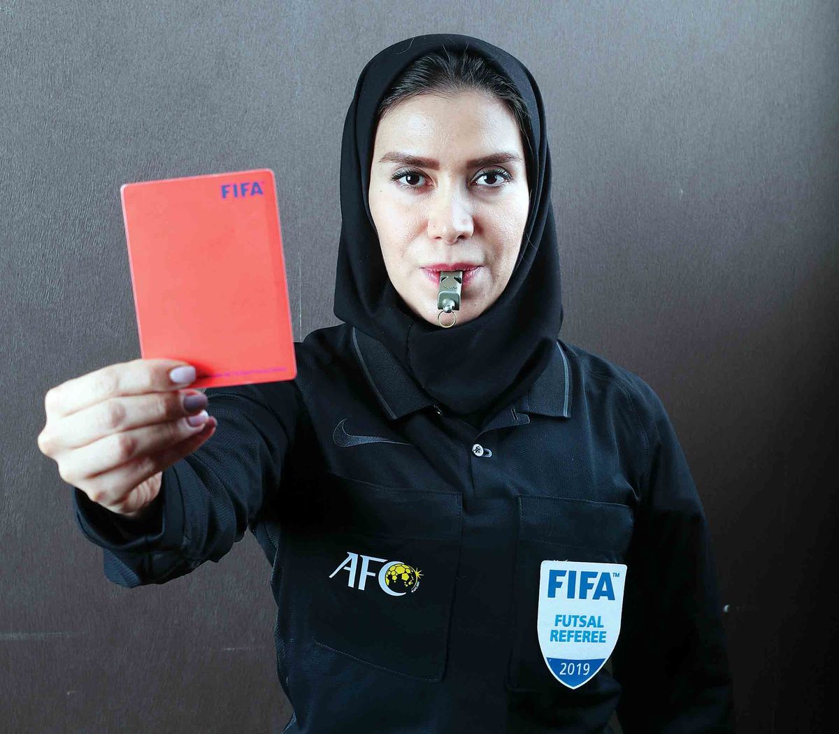 زن ایرانی که قرار است جام جهانی فوتسال مردان را قضاوت کند/ گلاره ناظمی: دوست دارم داور بازی برزیل باشم