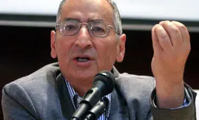 ما که عصاره خودروسازی‌مان پراید و پیکان است، چگونه می‌توانیم تولیدکننده بین المللی واکسن کرونا شویم؟