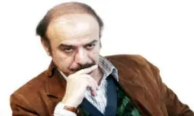 احمد آرام: نویسنده نباید به مسائل سیاسی بی‌اعتنا باشد