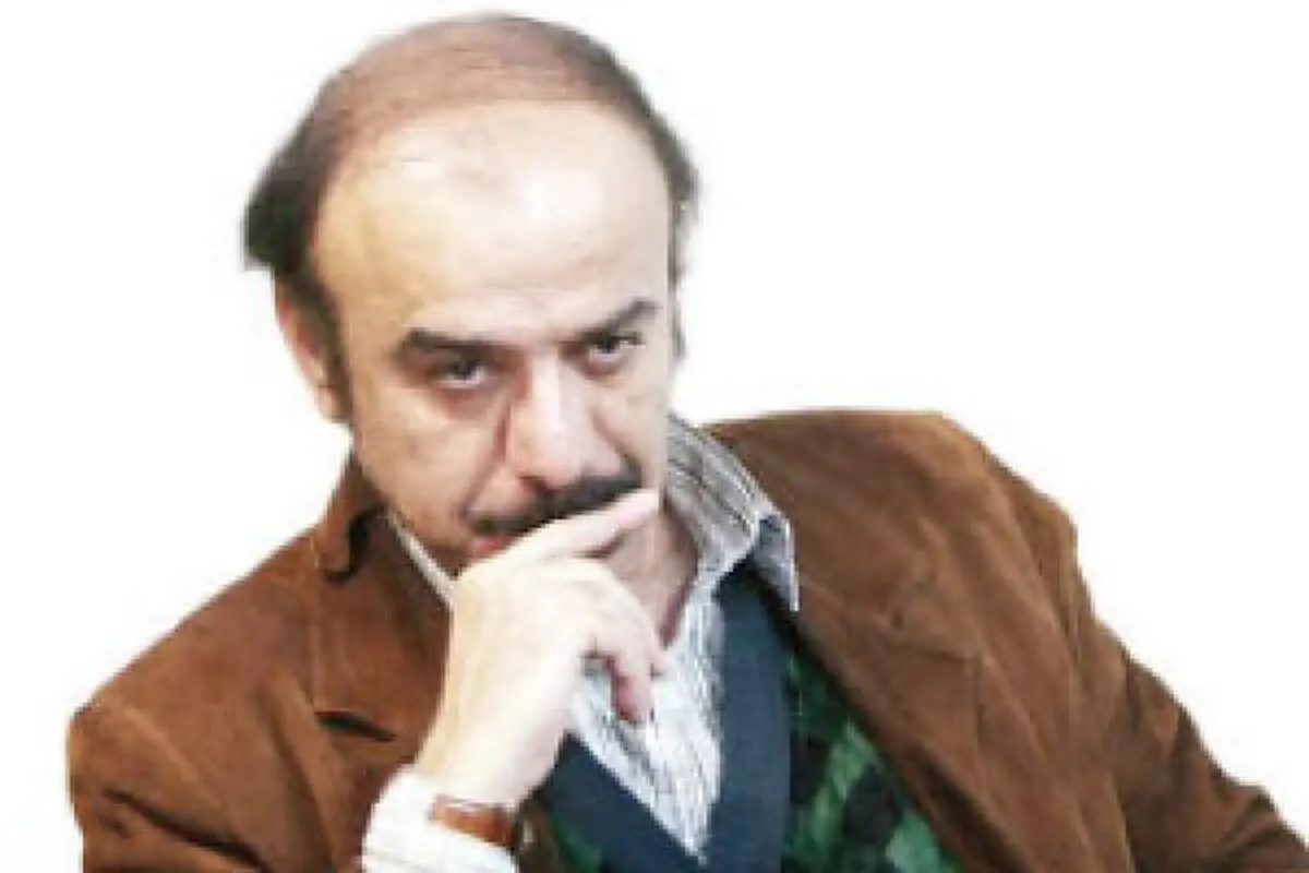 احمد آرام: نویسنده نباید به مسائل سیاسی بی‌اعتنا باشد