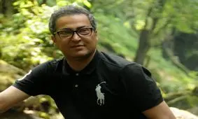 توهین یک پرسپولیسی به سرمربی و کاپیتان استقلال در تلویزیون